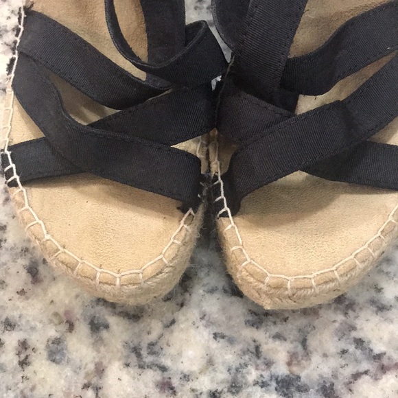 GUC 5 inch Old Navy Espadrilles Size 7 - Picture 2 of 6